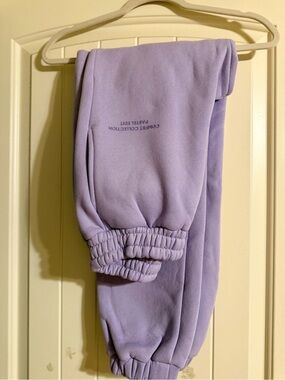 Comfrt Unisex Lavender Jogger Bottoms Size XS (runs big).